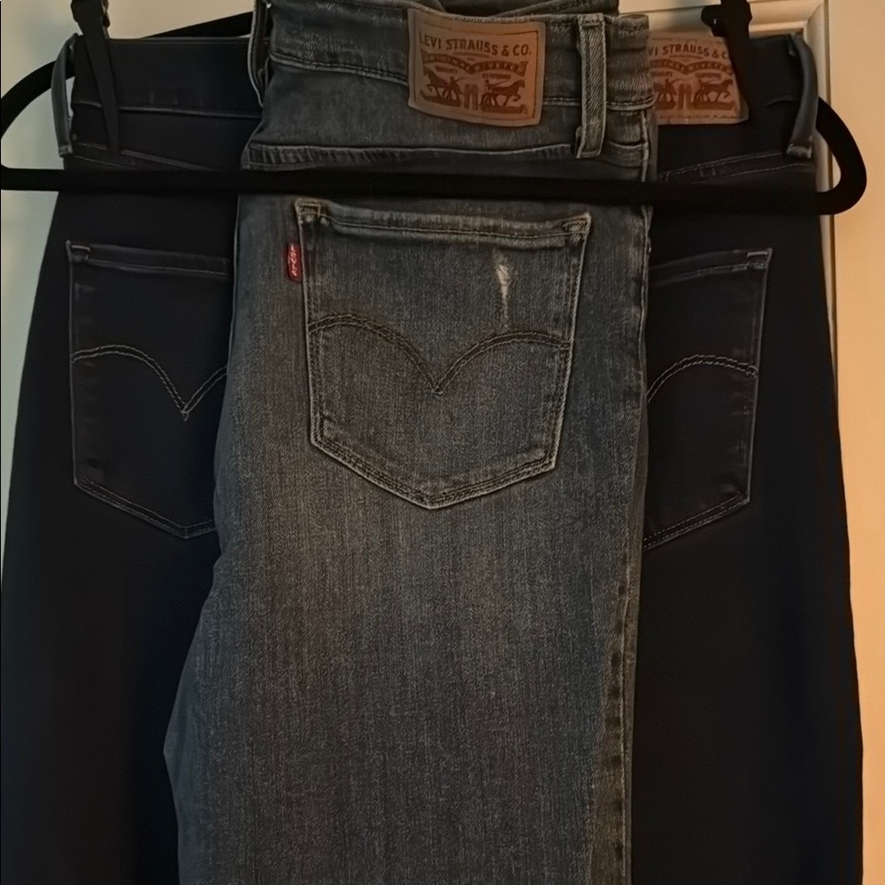 Levi's Women's Denim Jeans - Classic Blue